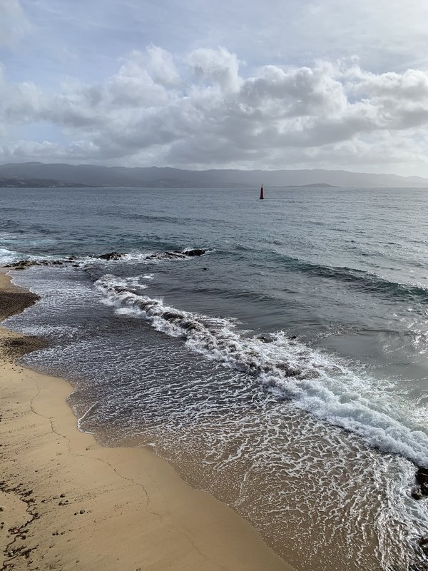 Quels sont les lieux incontournables en Corse du Sud?