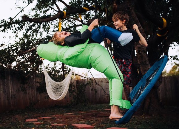 L'art de se déguiser autrement : les secrets des déguisements gonflables